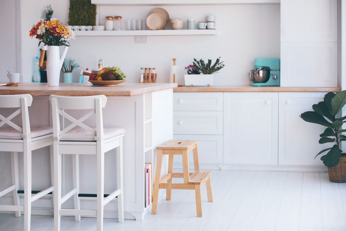 bianco e legno nell’interior design