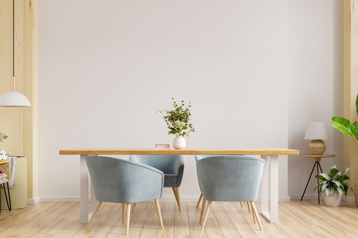 arredamento bianco e legno