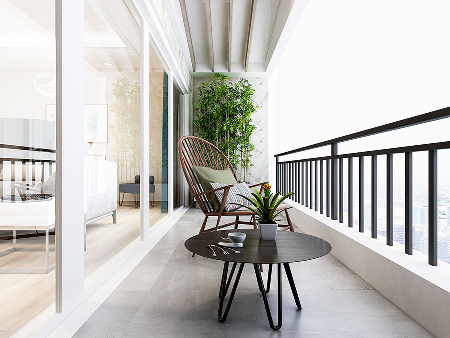 balcone arredato con tavolino tondo