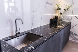 sapone di marsiglia per pulire il granito