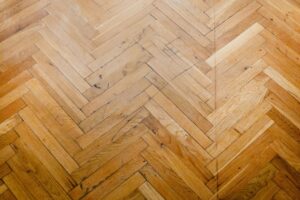 coprire i graffi sul parquet con ingrediente naturale
