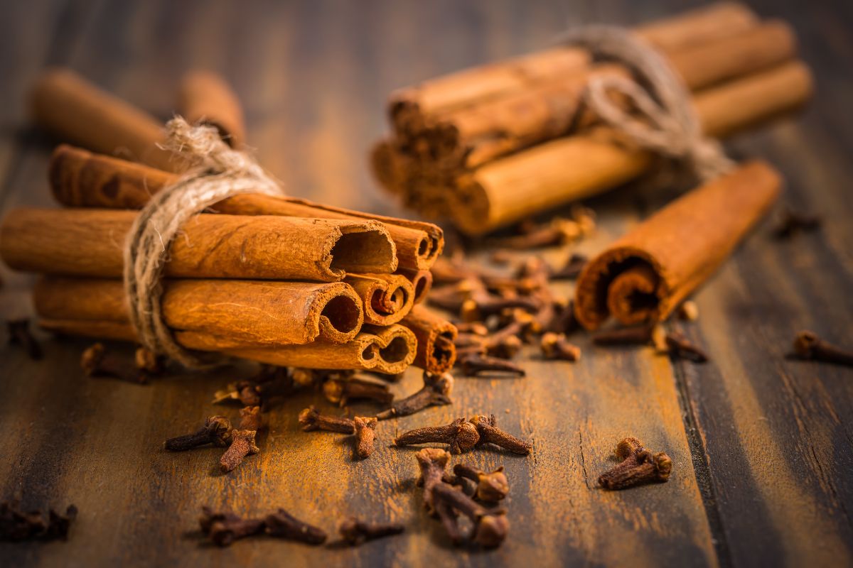bastoncini di cannella per profumare tutta la cucina