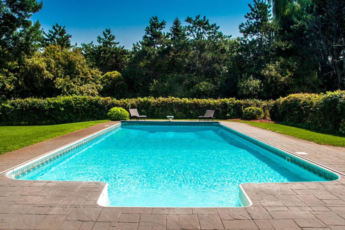 pulizia del filtro e fondo piscina