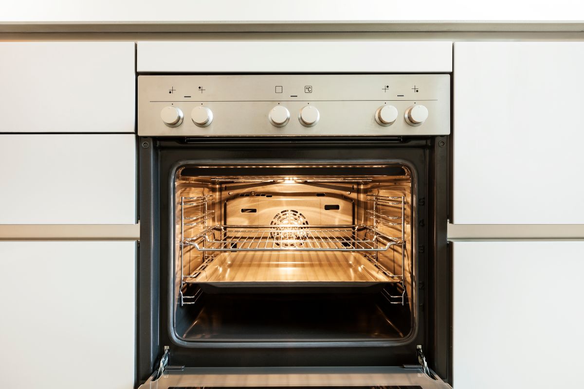 forno e griglie puliti senza strofinare