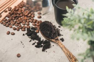 caffè nel congelatore contro i cattivi odori