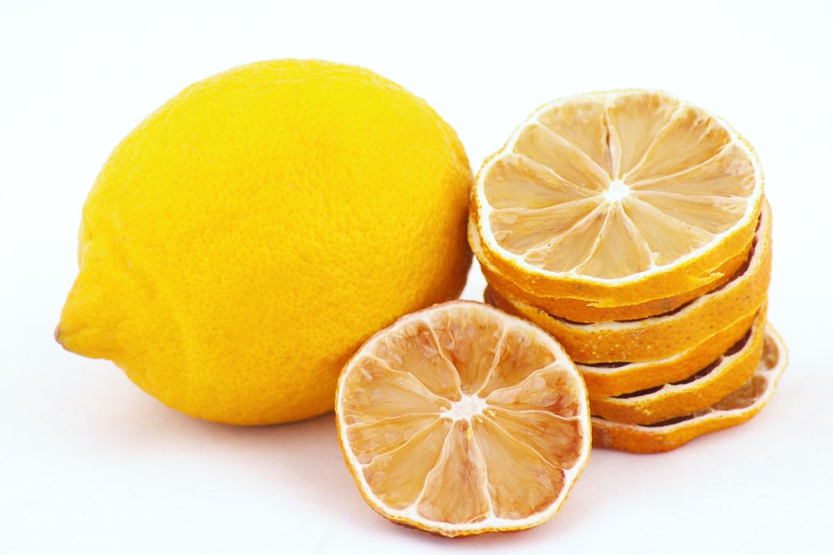 profumare i cassetti col limone secco