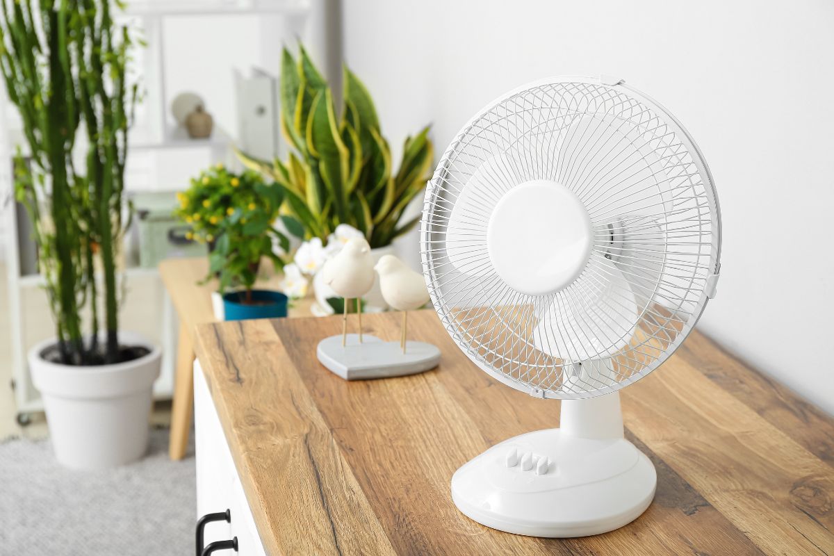 perché il ventilatore da tavolo non rinfresca abbastanza