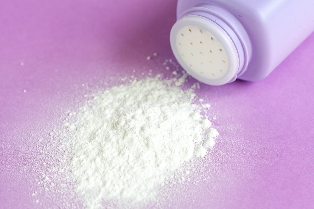 trasformare il borotalco in un deodorante