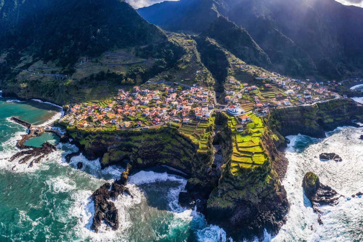 mare cristallino e vulcani isole del portogallo