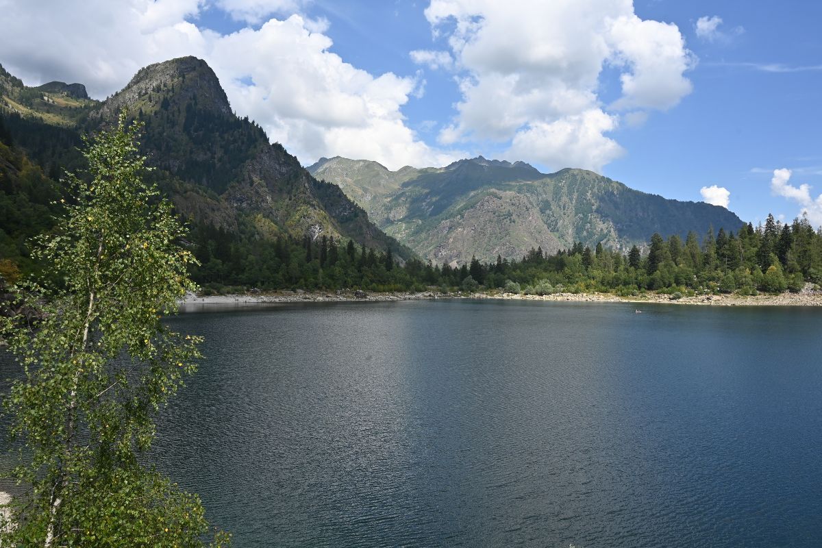 laghi di montagna italiani in agosto