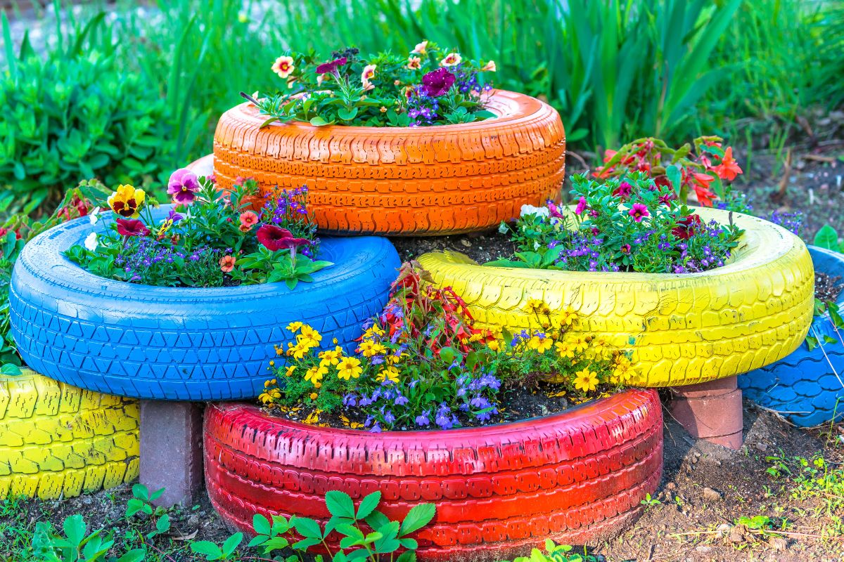 riciclo creativo per decorare il giardino