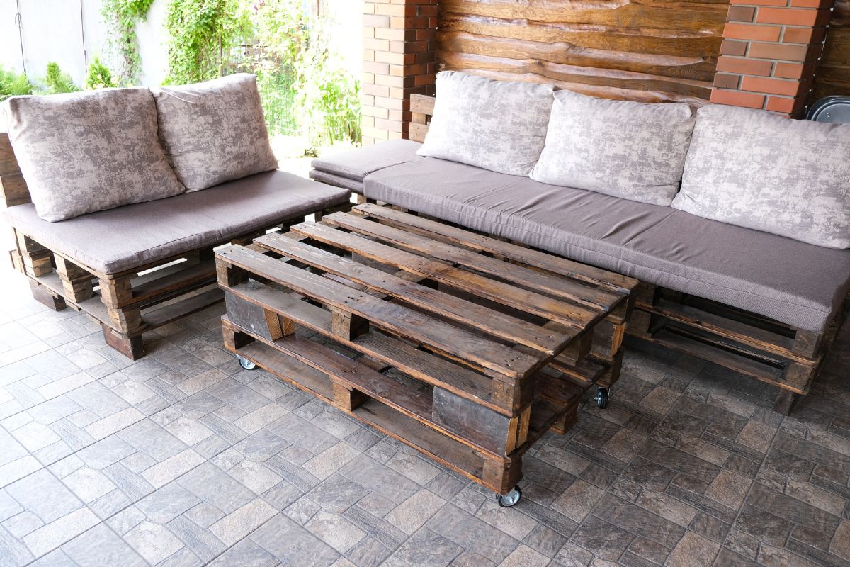 terrazzo salottino zen con pallet